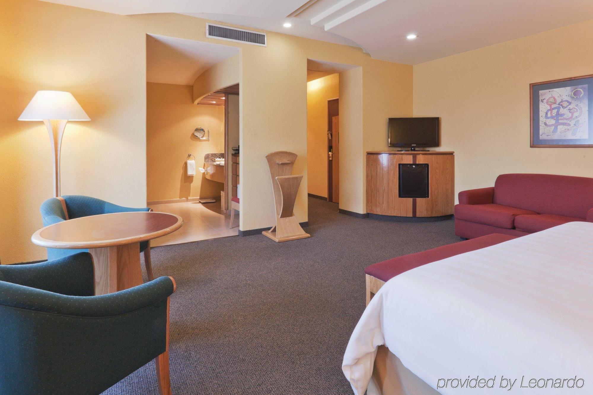 Crowne Plaza Toluca - Lancaster By Ihg Ξενοδοχείο Δωμάτιο φωτογραφία